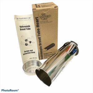 Pampered Chef Valtrompio Heart Bread Tube